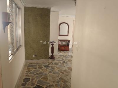 Apartamento de 3 alcobas en venta en Laureles, Medellín, 154 m² · foto 8 de 20
