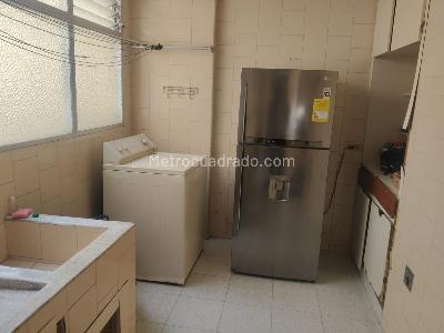 Apartamento de 3 alcobas en venta en Laureles, Medellín, 154 m² · foto 10 de 20