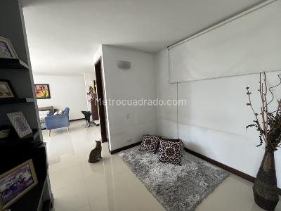 Apartamento de 3 alcobas en venta en Valle Del Lili, Cali, 85 m² · foto 10 de 20