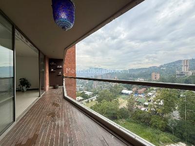 Apartamento de 3 alcobas en venta en Loma Cola Del Zorro, Medellín, 190 m² · foto 5 de 17