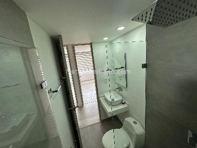 Apartamento de 3 alcobas en venta en Los Balsos 1, Medellín, 94 m² · foto 19 de 20