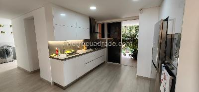 Casa de 4 alcobas en venta en San Remo, Sabaneta, 696 m² · foto 16 de 20