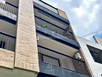 Apartamento de 1 alcoba en venta en Cristales, Cali, 34 m² · foto 2 de 15
