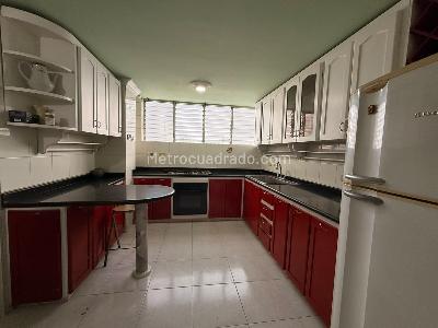 Apartamento de 3 alcobas en venta en Capri, Cali, 147 m² · foto 4 de 15