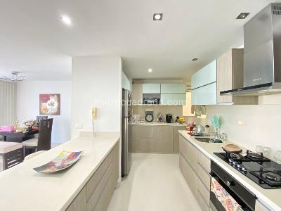 Apartamento de 3 alcobas en venta en Lagos Del Cacique, Bucaramanga, 112 m² · foto 2 de 12