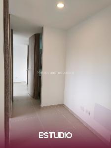 Apartamento en venta en Zona Industrial 1, Itagüí · foto 10 de 12