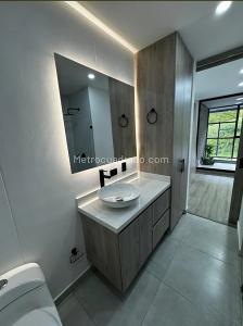 Apartamento en venta en Loma Del Escobero, Envigado · foto 9 de 15