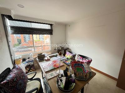 Apartamento de 5 alcobas en venta en Estadio, Medellín, 249 m² · foto 4 de 20