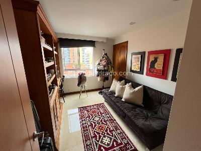 Apartamento de 5 alcobas en venta en Estadio, Medellín, 249 m² · foto 5 de 20