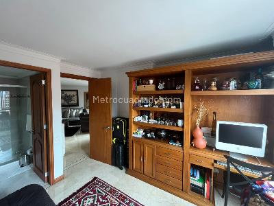 Apartamento de 5 alcobas en venta en Estadio, Medellín, 249 m² · foto 6 de 20