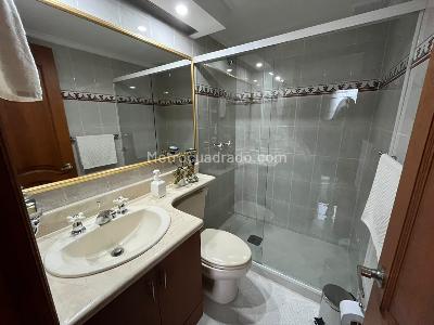 Apartamento de 5 alcobas en venta en Estadio, Medellín, 249 m² · foto 7 de 20