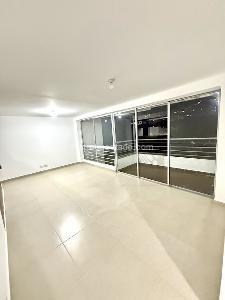 Apartamento de 3 alcobas en venta en Cañaveral Fosunab, Floridablanca, 79 m² · foto 4 de 19