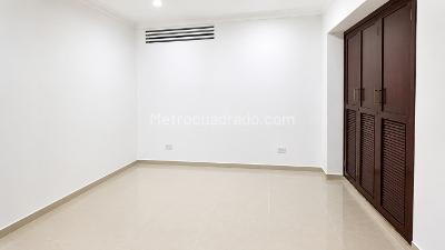 Apartamento de 4 alcobas en venta en Mayapan Las Vegas, Cali, 128 m² · foto 19 de 20