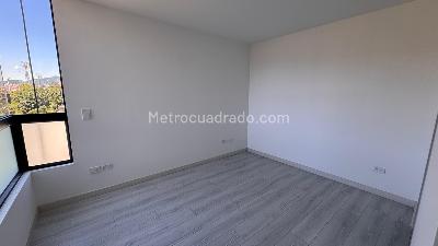 Apartamento de 3 alcobas en venta en Los Colores, Medellín, 76 m² · foto 15 de 20
