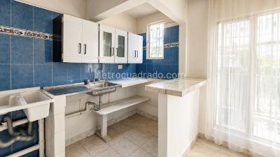 Casa de 5 alcobas en venta en Central, Palmira, 304 m² · foto 13 de 20