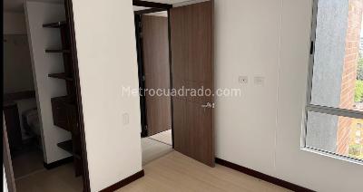 Apartamento de 3 alcobas en venta en San Antonio De Pereira, Rionegro, 73 m² · foto 6 de 9