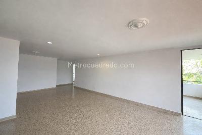 Apartamento de 3 alcobas en venta en Altos Del Poblado, Medellín, 136 m² · foto 2 de 10