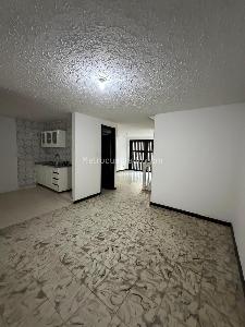 Casa de 5 alcobas en venta en Departamental, Cali, 270 m² · foto 3 de 20