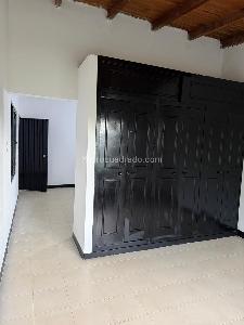Casa de 5 alcobas en venta en Departamental, Cali, 270 m² · foto 8 de 20
