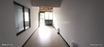 Casa de 5 alcobas en venta en Departamental, Cali, 270 m² · foto 13 de 20