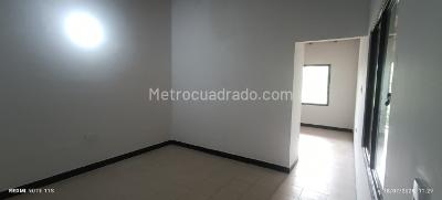 Casa de 5 alcobas en venta en Departamental, Cali, 270 m² · foto 15 de 20