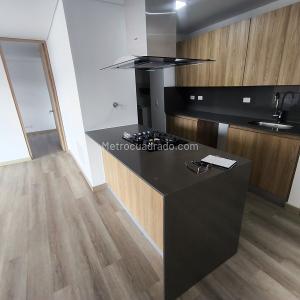 Apartamento en venta en Laureles, Medellín · foto 2 de 17