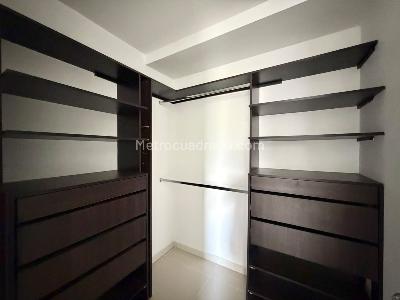 Apartamento de 3 alcobas en arriendo en Ciudad Del Rio, Medellín, 84 m² · foto 6 de 7