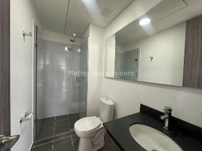 Apartamento de 2 alcobas en arriendo en Alto De Las Palmas, Medellín, 71 m² · foto 9 de 9