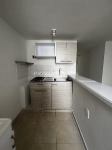 Apartamento en venta en Los Alpes, Medellín · foto 10 de 16