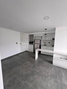 Apartamento de 2 alcobas en venta en La Floresta, Medellín, 50 m² · foto 4 de 10