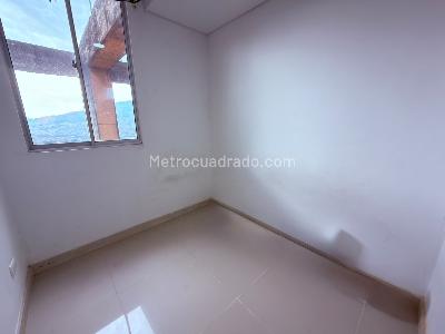 Apartamento en venta en La Pilarica, Medellín · foto 3 de 5