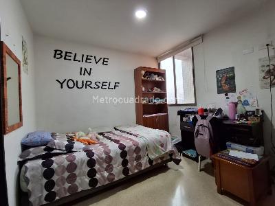Apartamento en venta en El Portal, Envigado · foto 8 de 11