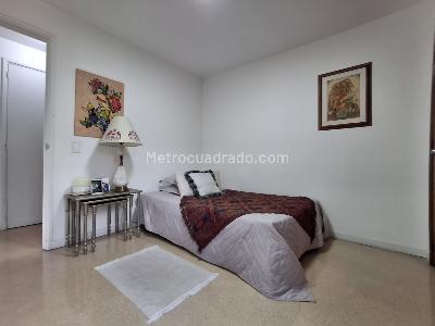 Apartamento de 3 alcobas en venta en El Tesoro, Medellín, 117 m² · foto 11 de 15
