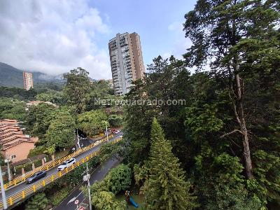 Apartamento de 3 alcobas en venta en El Tesoro, Medellín, 117 m² · foto 14 de 15