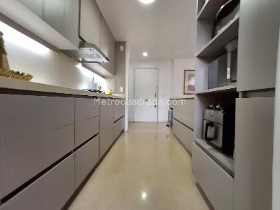 Apartamento de 3 alcobas en venta en El Tesoro, Medellín, 117 m² · foto 5 de 15