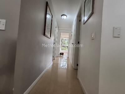 Apartamento de 3 alcobas en venta en El Tesoro, Medellín, 117 m² · foto 8 de 15
