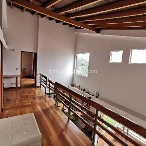 Apartamento en venta en Loma Del Indio, Medellín · foto 4 de 9