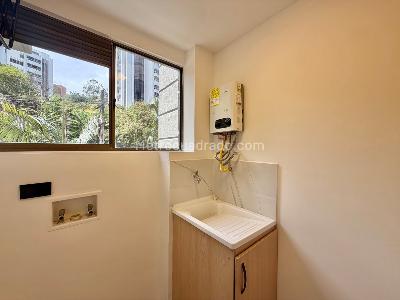 Apartamento de 1 alcoba en arriendo en Los Balsos 2, Medellín, 61 m² · foto 8 de 8
