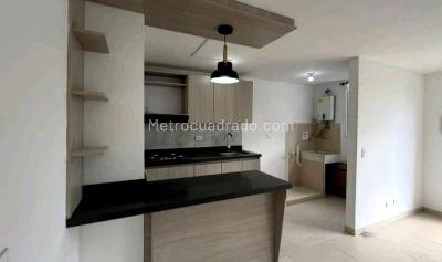 Apartamento de 2 alcobas en venta en Jardines De La Catolica, Rionegro, 50 m² · foto 2 de 13