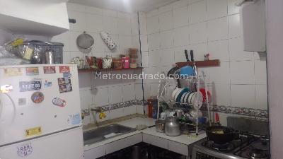 Casa de 2 alcobas en venta en El Tunal, Bogotá, 44 m² · foto 3 de 8