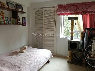Apartamento de 3 alcobas en venta en Veinte De Julio, Medellín, 67 m² · foto 7 de 15