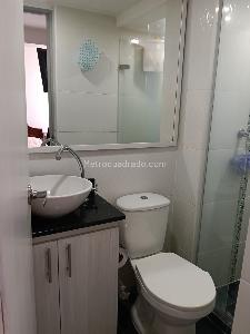 Apartamento de 3 alcobas en venta en Veinte De Julio, Medellín, 67 m² · foto 9 de 15
