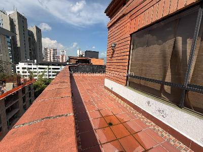 Apartamento en venta en Milla De Oro, Medellín · foto 2 de 20