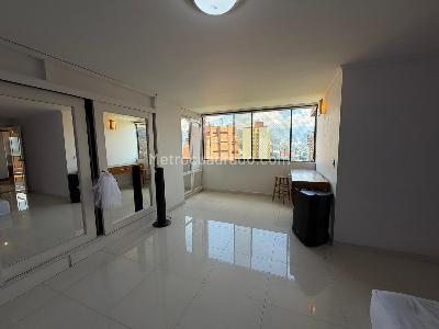 Apartamento en venta en Milla De Oro, Medellín · foto 10 de 20
