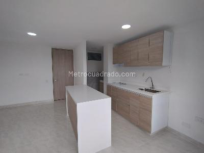 Apartamento de 2 alcobas en venta en Amazonia, Bello, 57 m² · foto 6 de 19