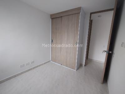 Apartamento de 2 alcobas en venta en Amazonia, Bello, 57 m² · foto 14 de 19