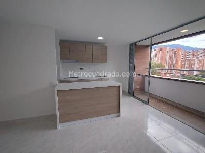 Apartamento de 2 alcobas en venta en Amazonia, Bello, 57 m² · foto 15 de 19