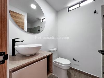 Apartamento de 1 alcoba en venta en San Fernando Nuevo, Cali, 51 m² · foto 8 de 19
