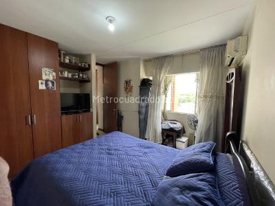 Apartamento de 3 alcobas en venta en Quintas De Don Simon, Cali, 84 m² · foto 12 de 19