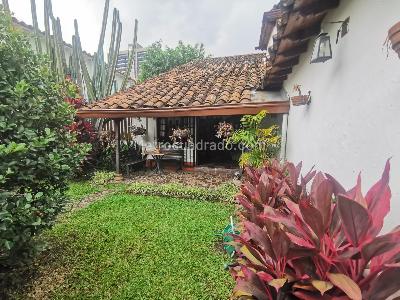 Casa de 5 alcobas en venta en La Aguacatala, Medellín, 490 m² · foto 20 de 20